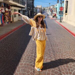 Marina Squerciati Instagram - Goodbye, Cabo! Goodbye, Tracy's birthday. Goodbye, 200th episode. Thank you Chihards for your support. Thank you Tracy for being born. Thank you Cabo for having sun. What a great week!! #cabosanlucas #bajacalifornia #chicagopd #onechicago #cabomexico #mustardpants #resortwear #tropicalvibes #sun #chicagopale #strawhat #vacationclothing #200thepisode #andnowisleep @ancientgreeksandals @dodobaror @tmlbytomorrowland