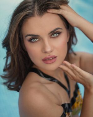 Marina Yers Instagram - ¿Que foto os gusta más? No me puedo decidir… 🫣🫣 en mi telegram tenéis otras mejores aún 😜😜