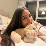 Marine El Himer Instagram - Touches pas à mon doudou ☝🏽🦁 #photography #love