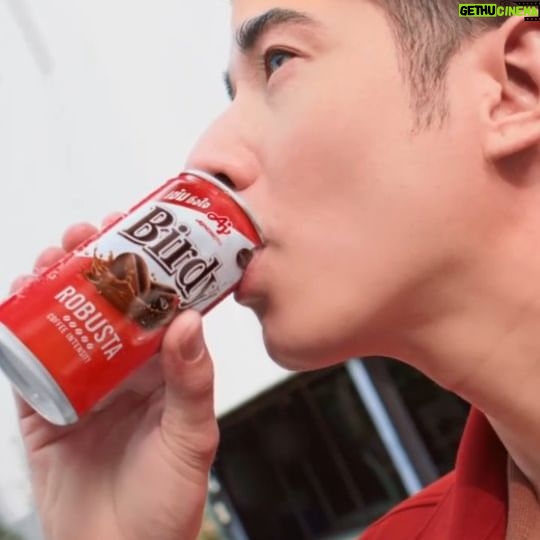 Mario Maurer Instagram - ใครชอบเข้มๆ แบบโอ้ ต้องนี่เลย #เบอร์ดี้ #เบอร์ดี้อร่อยเข้มเต็มแคน #เบอร์ดี้CANDOYOUทำได้