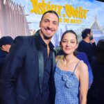Marion Cotillard Instagram - THIS happened!!! Crâner un peu 😬 @asterixetobelixlempiredumilieu Le 1er février en salle!