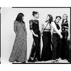 Marion Cotillard Instagram - MET GANG 
@chanelofficial 

#MetGala @MetMusem @MetCostumelnstitute
#ALineofBeauty 📸 @InezandVinoodh
