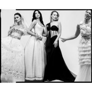Marion Cotillard Instagram - MET GANG 
@chanelofficial 

#MetGala @MetMusem @MetCostumelnstitute
#ALineofBeauty 📸 @InezandVinoodh