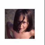 Marion Cotillard Instagram - 15 jours après avoir posté une photo de moi enfant pour remercier les gens de m’avoir souhaité mon anniversaire... ceci est arrivé.... On vit une époque formidable Hasta la vista @instagram 15 days after I posted this picture of me as a kid, to thank people for sending me birthday wishes.... THIS happened.... What a wonderful society we live in Hasta la vista @instagram