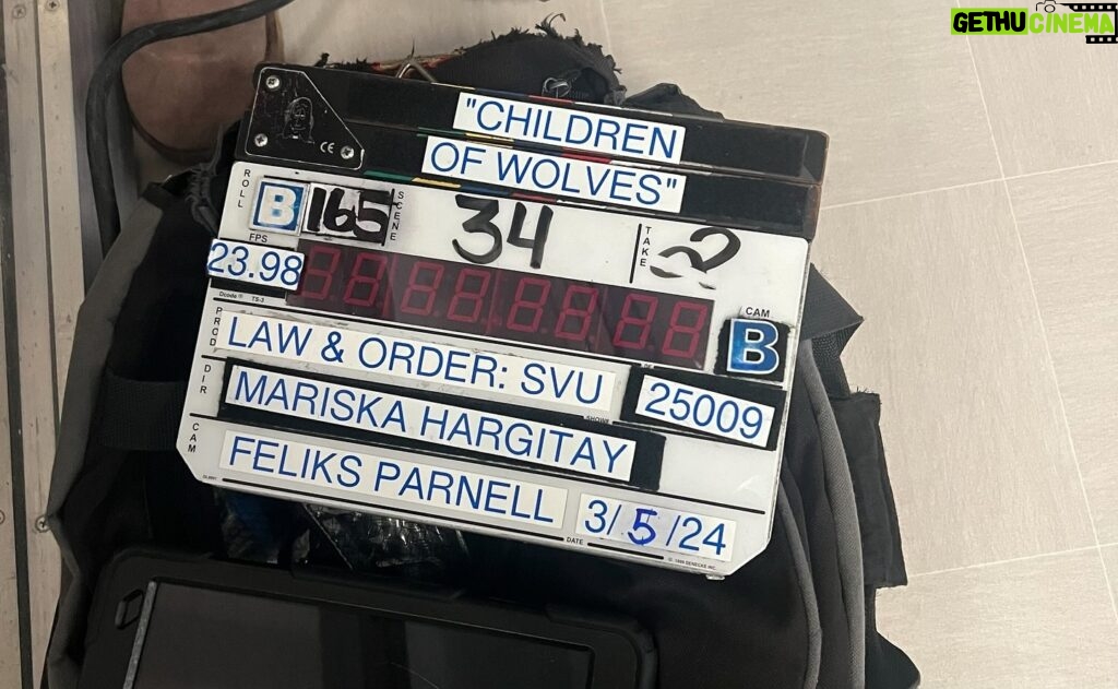 Mariska Hargitay Instagram - That’s Captain AND Director to you. 👑 ONE week until @therealmariskahargitay stars & directs an all-new #SVU next Law & Order Thursday on @nbc!