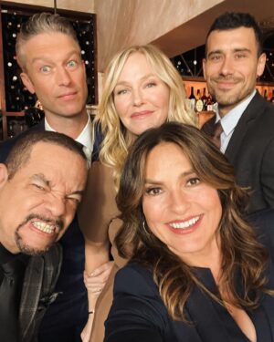 Mariska Hargitay Thumbnail - 293.7K Likes - Most Liked Instagram Photos