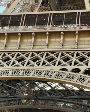 Mariska Hargitay Instagram - Ooo la la♥️🇫🇷