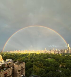 Mariska Hargitay Instagram - My beautiful friend Andrea  captured this magic.  Today…… #resilience #healing