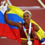 Marlene De Andrade Instagram - Pronta Recuperación Campeona, Reina @yulimarrojas45 , te admiramos y queremos, somos millones pendientes de ti ❤️🇻🇪🙏🏻