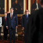 Marlene De Andrade Instagram - 🔵Pdte. @NicolasMaduro : La decisión del 3 de diciembre, ahora se ha convertido en Ley de la República, para formar parte de la estructura jurídica del movimiento político e institucional interno de nuestro país, hoy recibimos una Ley ratificada en su carácter orgánico por parte del TSJ; y con la potestad que me da la constitución, la decisión tomada por las venezolanas y los venezolanos en el referendo consultivo será cumplida en todas sus partes, y con esta Ley, seguiremos la defensa de Venezuela en los escenarios internacionales. 🔵Luego de que el pueblo se expresara de manera constitucional el #3Dic, la Asamblea Nacional hizo lo que tenía que hacer, amplió la convocatoria a la consulta de la Ley Orgánica para la Defensa de la Guayana Esequiba. ¡Los venezolanos y las venezolanas fuimos partícipes con nuestro derecho y poder! Con mucho orgullo, amor y compromiso firmé y promulgué esta Ley Orgánica vinculante y obligante que ha aprobado la Asamblea Nacional, ha valido la pena rescatar el sueño de las libertadoras y los libertadores, de luchar por nuestra tierra y nuestros derechos. Más temprano que tarde, recuperaremos los derechos de Venezuela sobre la Guayana Esequiba. ¡Así lo juro y así será! 🇻🇪🙏🙏 ¡El Sol de Venezuela, nace en el Esequibo! @florescilia @delcyrodriguezv @jorgerpsuv_ @dcabellor