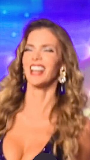 Marlene De Andrade Instagram - Hoy @sabadodecorazon a las 7 pm x @tves_aldia . 

#musica #marlenedeandrade #winstonvallenilla #canto #reality #show #niños #jovenes #Venezuela #canal #