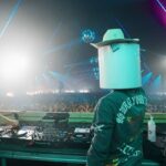 Marshmello Instagram - Second slide is my favorite 1. Me feelin myself at my first @stagecoach 2. Debuted new song with @kanebrown while he was on FT 3. Me and @diplo after we shut down his tent 4. Me and Thomas Wesley plotting before the set 5. Just a handsome cowboy 6. A happier mashup I made on my way to the festival 7. My final bow