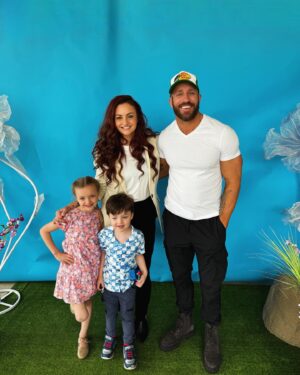 Mary Louis Kanellis-Bennett Instagram - Happy Easter from the Bennett Bunch!!! He has Risen!!! 

@therealmichaelbennett