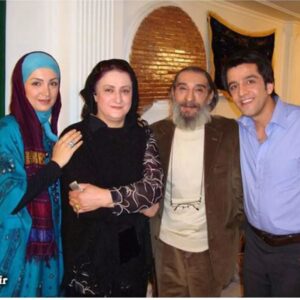 Maryam Amirjalali Instagram - امروز ۲۳ اذر ماه مصادف بادرگذشت استاد بااخلاق ونازنین‌ انوشیروان ارجمند‌است‌ روحش شادویادش همیشه گرامی 🖤