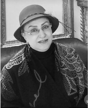 Maryam Amirjalali Instagram - چرافکرمیکنیدکسی که مهربان است احمقی بیش
نیست ؟
فقط باین‌دلیل که شما لیاقت
محبت‌رانداشته اید.......
فقط باین‌دلیل فکرمیکنید
همه ادم هابه شما بدهکارن !!!
فقط باین دلیل که به خواسته هایتان تن نداده اند!
انها تنهاگناهشان این است  که خودواقعی شان‌هستند
وبرگرگ صفت هائی که خود
راانسان‌می دانندمحبت می
کند!!!!!