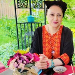 Maryam Amirjalali Instagram - دوستان عزیزم‌ ممنون ازپستها وکلیپ‌های قشنگتون دوستون دارم قدستاره‌های اسمون💙