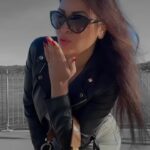 Maryam Zakaria Instagram - OOTD plus played with the Edit 😁🤍🖤 #ootd #outfitinspo #lv #zara #fashionstyle #reelsinstagram #explore #sweden #stockholm