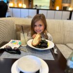 Maryse Mizanin Instagram - Lunch date with Monroe!!! ❤️