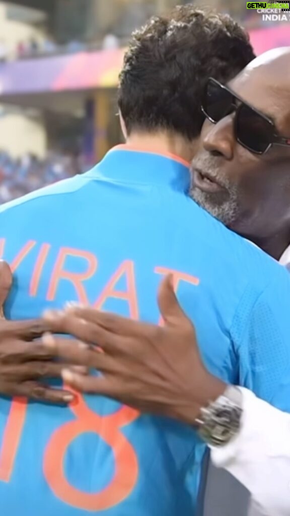Masaba Gupta Instagram - I didn’t get to see my father play cricket live and I’ve always regretted that but I got to see one of his favourites play @virat.kohli - legends only! cheering loud and proud for india today!!!! 🩵🇮🇳 @icc @cricketworldcup @indiancricketteam