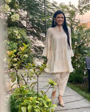 Masuma Rahman Nabila Instagram - Wearing @baariz.bd