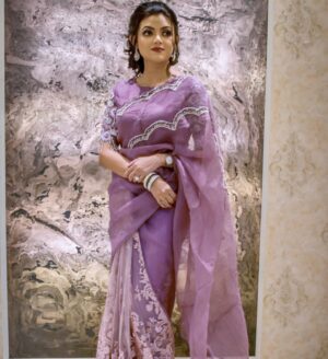 Masuma Rahman Nabila Instagram - Wearing @saimoonamin_couture 
Makeup @amoreethebeautyhouse