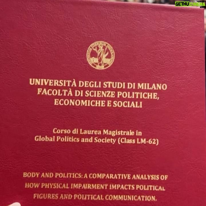 Matilde Gioli Instagram - Mi hai fatto piangere. Sei una forza della natura, brava bubina siamo tutti orgogliosi di te. Papà più di tutti ♥️ @eugilojacono #dottoressa