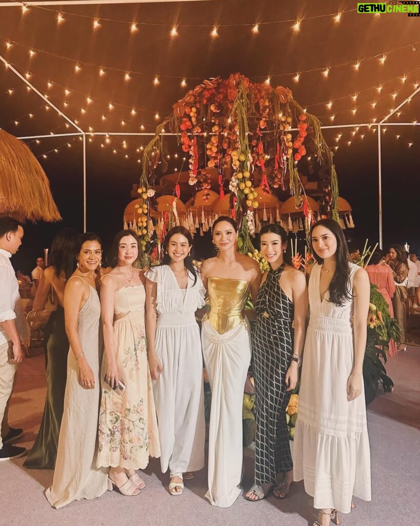 Maudy Ayunda Instagram - One of the most beautiful weddings we’ve been to for sure. Huge congrats Janet and Mike!! ❤