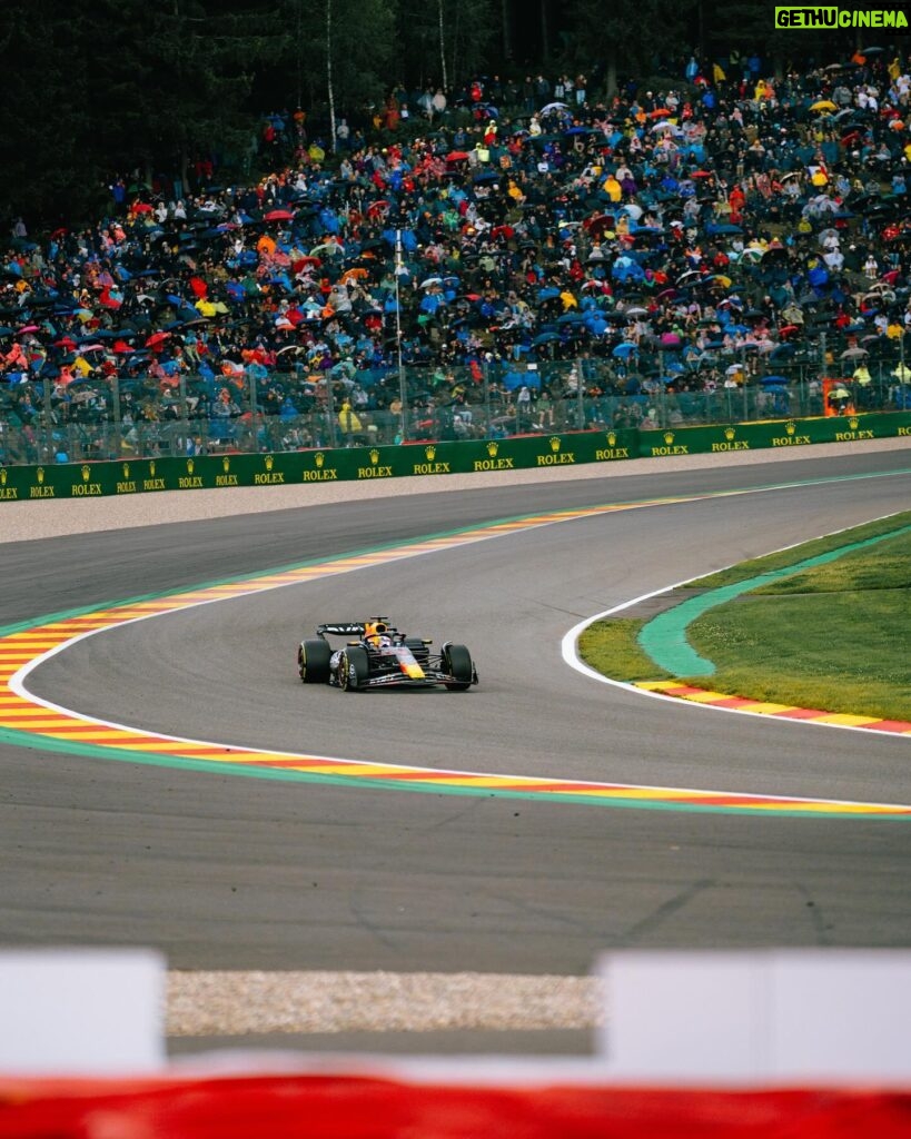 Max Verstappen Instagram - 🔜 🧡 We’ve made some great memories in Spa 🇧🇪 over the years and I’m already looking forward to racing there again in a few months time 😏 The support of the Orange Army in Belgium is always great🙏 If you want to join, check out Verstappen.com for tickets for my grandstand