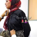 Maya Karin Instagram - Lights, camera, action!📸🎬 Capturing the enchantment of Tun Fatimah's timeless beauty with the ever-graceful ✨Maya Karin✨ Join us behind the scenes as we bring history to life, unveiling the elegance and heritage of a bygone era. Through the lens, we aim to inspire and empower women to embrace their heritage and forge their own unique paths. 📸✨💪 #sofearose #sofearosexmayakarin #tunfatimah #kisahwanitaagung