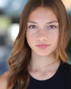 Maya Le Clark Instagram - Loving these new headshots from @lillykphotography!!!! What’s your favorite?