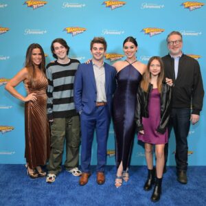 Maya Le Clark Instagram - Ok…we had a screening and CAN’T WAIT FOR YOU TO SEE IT!!! ⚡️💙⚡️ 

#thethundermansreturn 
#nickelodeon #paramountplus