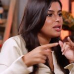 Mays Anber Instagram - ما هي الخطوات الي لازم تتبعها حتى تصنع علامة تجارية ناجحة ؟؟ اسمعوا جواب صانعة المحتوى العراقية مينا الشيخلي من واقع تجربتها العملية.. تابعوا الحلقة كاملة على قناتنا باليوتيوب الرابط في البايو .. @minaalsheikhly ‎‏@maysanber ‎‏@alhadithy_ibrahim ‎‏@shahadsallam ‎‏@rabdigital_uae ‎‏@almajeed97 ‎@‏ali_karsli ‏#salfa_cast ‏‎#ميس_عنبر #سالفة_كاست #العراق #سالفة_cast ‏#podcast #iraq #baghdad #بودكاست