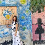 Mays Anber Instagram - انا وانت والبالونات قصة عشق لا تنتهي🥰 اجمل شارع في الاردن ‏‎#ميس_عنبر #سالفة_كاست #العراق #سالفة_cast ‏#podcast #iraq #baghdad #بودكاست ‎‏#salfa_cast