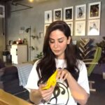 Mays Anber Instagram - عيد ميلادي !!! يكولون اليوم عيد ميلادي 😂 عاشت ايدك على الفيديو @alhadithy_ibrahim
