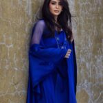 Mays Anber Instagram - منو مثلي يعشق اللون الازرق الملكي 💙