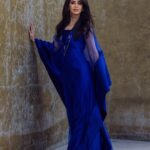 Mays Anber Instagram - منو مثلي يعشق اللون الازرق الملكي 💙