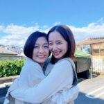 Mayu Hotta Instagram - ・ たとえあなたを忘れても 今夜10時〜第7話です！ 放送も残り3話となりました🫧 最終話に向けて物語がまた一つ 動き出す回となっています。 交錯するそれぞれの想い、受け取ってください🌛 ・ ・ 写真は、（美璃のお母さん）ゆかり役の 加藤貴子さんと♡ 貴子さんとは、2度目の共演です。 いつもご飯は食べてる？元気にしてる？と 本当の母のように優しく包み込んでくださる 大好きな先輩です☀️ @anawasu_abc