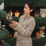 Mayu Hotta Instagram - ・ 伊勢丹新宿店で開催中の 「TOD’S ITALIAN GARDEN」に遊びに行ってきました🌴 2024年夏の最新コレクションがずらりと並ぶ会場は イタリアの庭園をイメージしたグリーンを基調とする 爽やかな空間でした。 夏に身につけたいアイテムが沢山あったなぁ🌞 イベント開催期間は4月23日までだそうです。 皆さんも遊びにいってみてね✨ @tods #Tods #TodsSS24 #トッズ