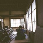 Mayu Matsuoka Instagram – #舞妓さんちのまかないさん

かわいいかわいい
キヨ　#森七菜　ちゃんと
すみれ　#出口夏希　ちゃん

Netflixにて配信中です

#テスト中のなっちゃん
と
#空き時間はいつも台本に何かを書いていたななちゃん