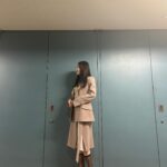 Mayuu Yokota Instagram - 今月もラヴィット！ありがとうございました❄️ そして昨日は代役MCあたたかく見守ってくださりありがとうございました🥹 MCの席はとっても緊張したけど、隣には心強い川島さんがいて、顔を上げれば木曜日を盛り上げてくれる皆さんのお顔がよく見えて、前回よりも楽しんで努めることができた気がします！ また次のラヴィット！も見逃さないでくださいね♡~