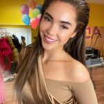 McKayla Maroney Instagram - If it makes you happy, then it’s not a waste of time🤎🍁🍂✨