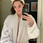 McKayla Maroney Instagram - Airplane mode type of night lol but I’m curious.. What does self care mean to you? 🧖‍♀️🛁✈️🤍 For me it means turning down other peoples noise, and tuning into myself. That in itself is a skill I’ve been working on for a while. Sometimes I need to reflect, and talk to God, and sometimes I just need to laugh and dance around. Mental health is yours to refine and define!!! We’re approaching the holidays aka “The Season of Giving” but if you’re not feeling happy and full within yourself how do you expect to give fully and completely to others?!?!?! The joy of giving is in expecting nothing back!! When your heart is full it feels good to want nothing back but someone’s happiness. So if you’ve been feeling empty, or drained I encourage you to dive deeper into yourself. Turn down other people’s noise, and listen closely to your own. What do you need? A little self care goes a long way my dear friend, and you deserve nothing but the best. 😘💌 I hope this all made sense 🤣 Wishing you a heart full of joy this evening. Best, M ✨ #selflove #selfcare #selfcaresunday