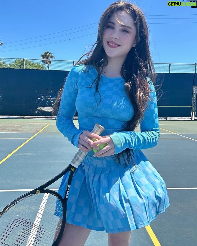 McKayla Maroney Instagram - Hope everyone’s been enjoying their summer💙Wimbledon has been so fun to watch! but after playing some tennis today, I’m sad to tell you, the only thing I know how to serve well is an outfit 😩 Gymnastics deeply engrained in me that bent arms are evil, and it’s gona take some serious work to retrain that. 😂 The last slide was me, but much worse