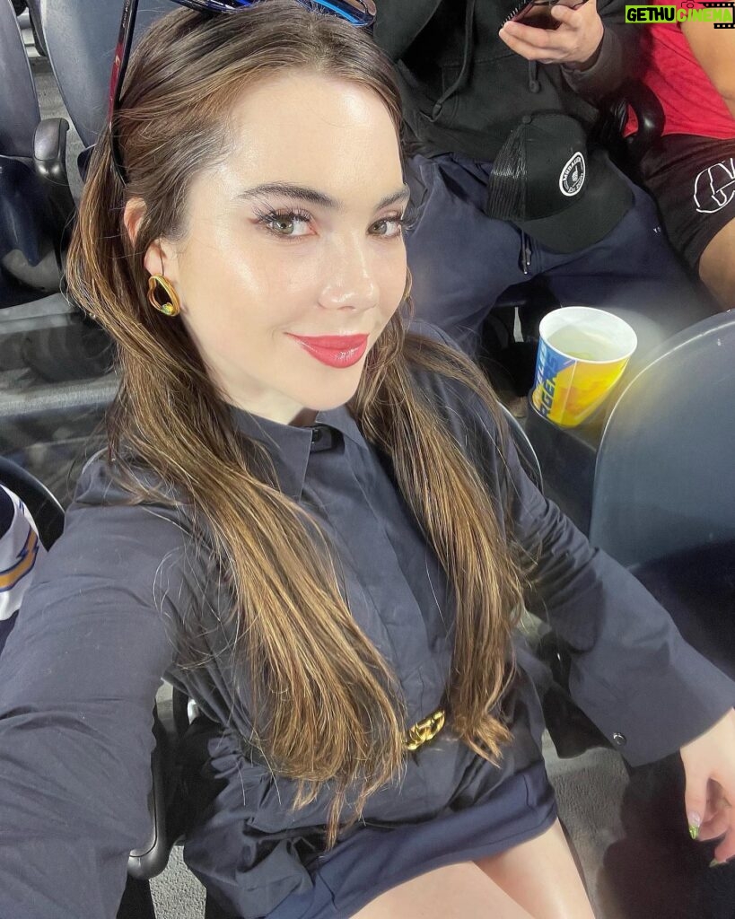 McKayla Maroney Instagram - Church & football. Was a blessed Sunday for me