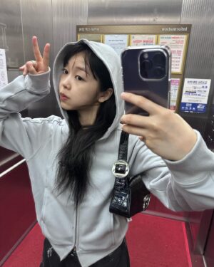 Meenoi Instagram - aug사진모음