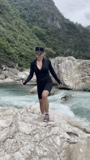 Meg Imperial Instagram - 📍Daraitan River with friends 🩷