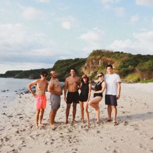 Meg Imperial Instagram - It’s a good feeling when you get along with the people you work with. #GoodwillBarkada