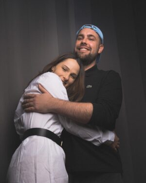 Meg Verschelle Instagram - Bonne fête à la personne qui sera un formidable papou très prochainement 🥰🥹 merci d’être toi, d’être aussi vrai et de me rendre meilleure chaque jour. 13 ans de nous, bientôt 3, merci la vie 💙