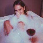 Meg Verschelle Instagram - Enjoy and cheers pour cette belle ville du Cap 🍷😍 📸: @auroretp 👑
