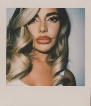 Megan Barton Hanson Instagram - Take a picture it will last longer… 📸 

Captured by the legend @stevetakespictures 
Hair @ashleycockrellhair 
Makeup @juliaedwardsmakeup